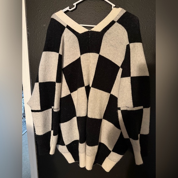 PRICE FIRM • LALA ORIGINAL DESIGN: Love You Oversized Checkerboard Cardi - Picture 15 of 15